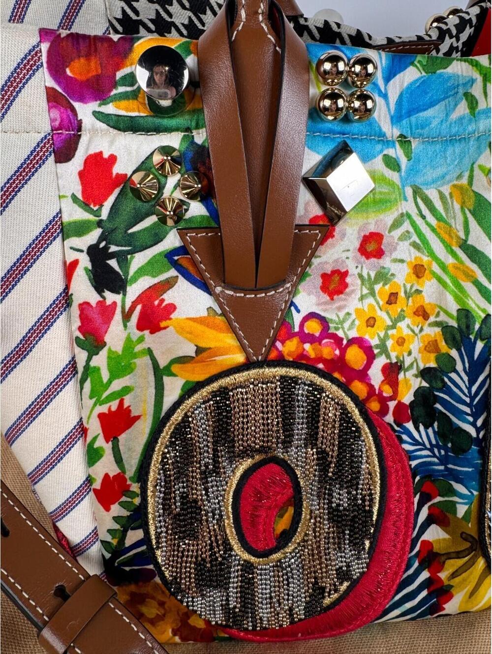 Christian Louboutin Caracaba Large Mix-Print Tote Motif Embroidered Multicolor - Picture 5 of 16